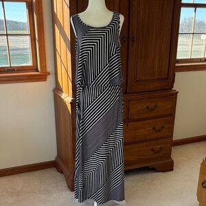 Sabrina Lauren Black and White Striped Maxi Dress, Size Medium